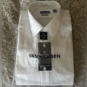 NWT WHITE VAN HEUSEN MENS FITTED LS DRESS SHIRT